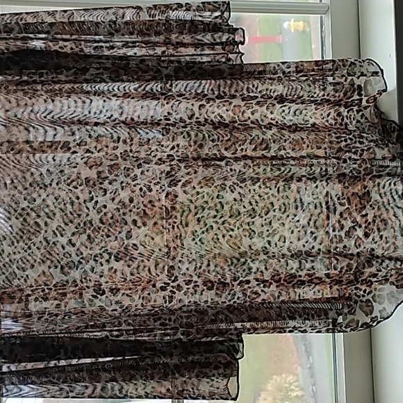 Jordan Taylor V Neck Leopard Print Long sleeve Beach Cover up M - Picture 10 of 10